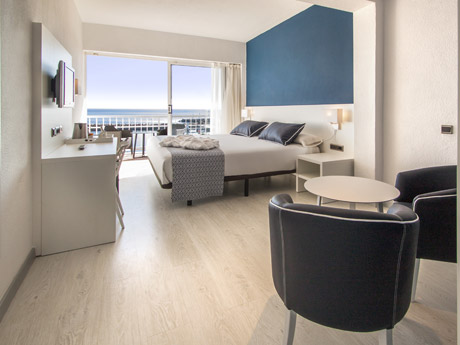 Habitación doble Vista Mar Balcón o Terraza Vista Panorámica del hotel Catalonia Del Mar - Adults Only. Foto 1