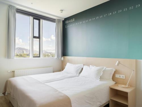 Habitación Doble con vistas a la montaña - 1 o 2 camas del hotel Reykjavik Lights By Keahotels. Foto 2