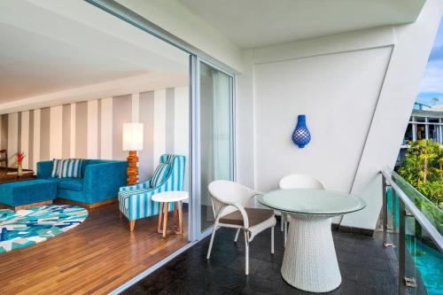 Avant Garde 2 Bedroom Suites, Kids Club Access & 2 Minutes Walk To Jimbaran Beach del hotel Le Meridien Bali Jimbaran - Chse Certified. Foto 3