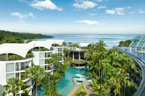 Classic Room King Bed, Kids Club Access & 2 Minutes Walk To Jimbaran Beach del hotel Le Meridien Bali Jimbaran - Chse Certified. Foto 4