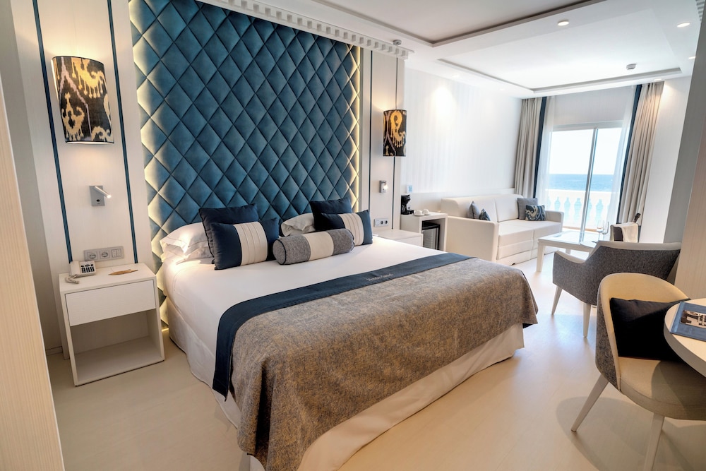 Junior Suite Vista al Mar del hotel Nixe Palace