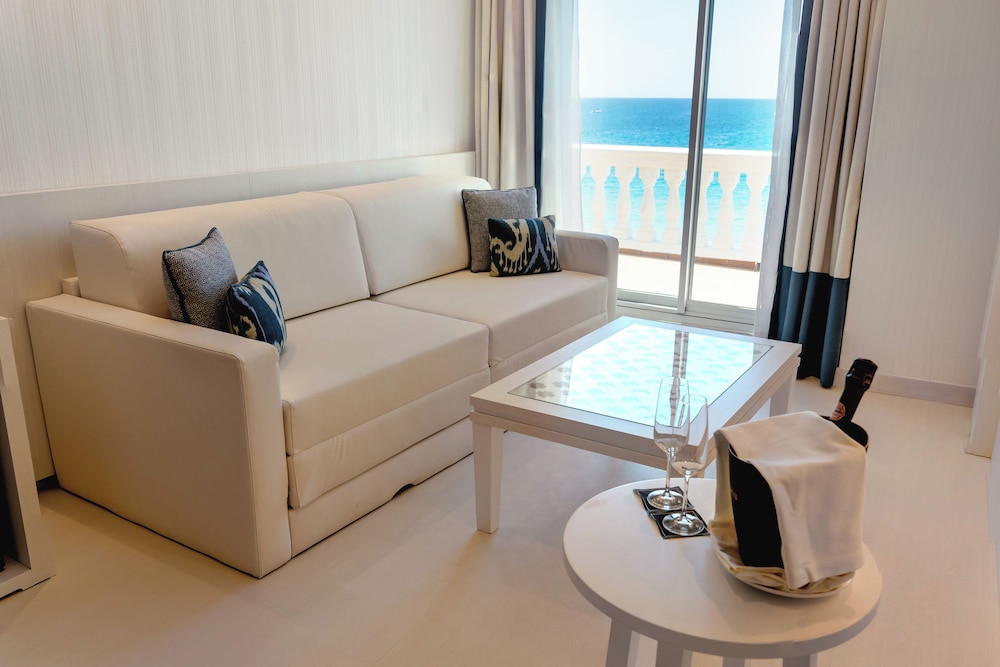 Junior Suite Vista al Mar del hotel Nixe Palace. Foto 11