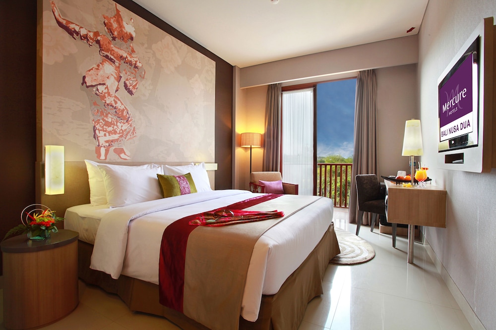Habitación Superior con Vistas al Jardín y Cama Doble del hotel Mercure Bali Nusa Dua. Foto 5