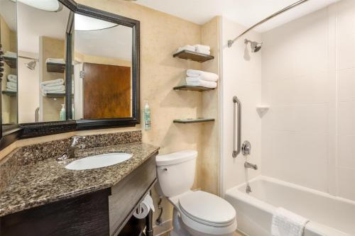 Habitación King - No fumadores del hotel Best Western Bar Harbour Inn. Foto 2