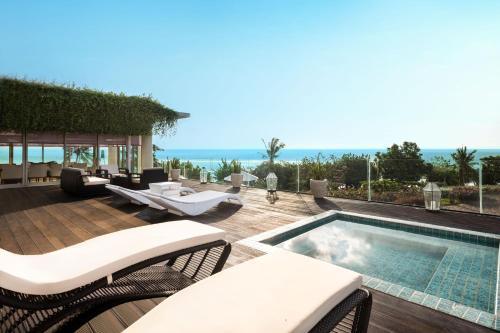 Presidential Suite, Oceanfront, 1 King Bed (maximum 3 adults with Extra Bed) del hotel Sheraton Bali Kuta Resort - Chse Certified