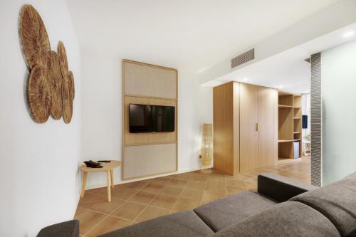 Habitación Familiar del hotel Occidental Cala Viñas. Foto 3