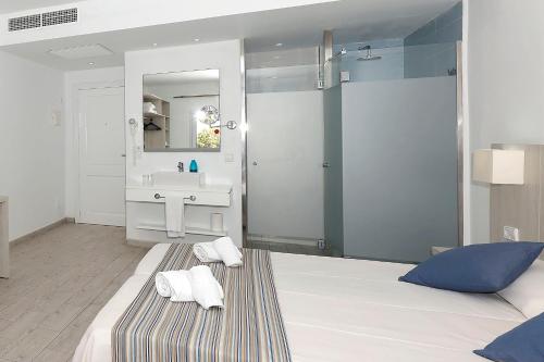 Estudio del hotel Club Es Talaial. Foto 3