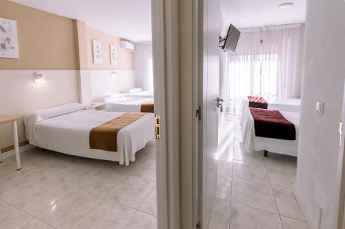 Habitación Familiar del hotel Gran Via. Foto 5