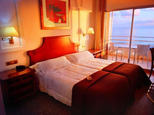 Habitación Doble con vistas al mar del hotel Polamar. Foto 2