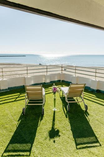 Habitación Doble Deluxe con vistas al mar del hotel Polamar. Foto 8