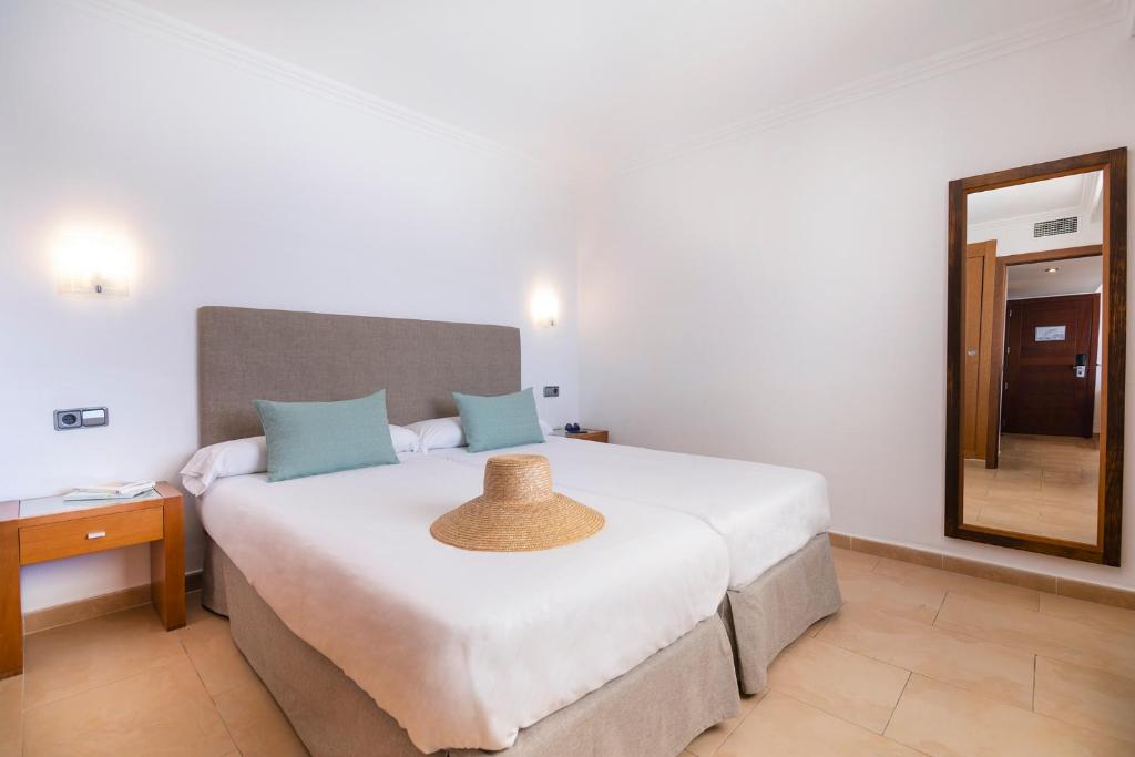 Suite del hotel MarSenses Ferrera Blanca. Foto 2