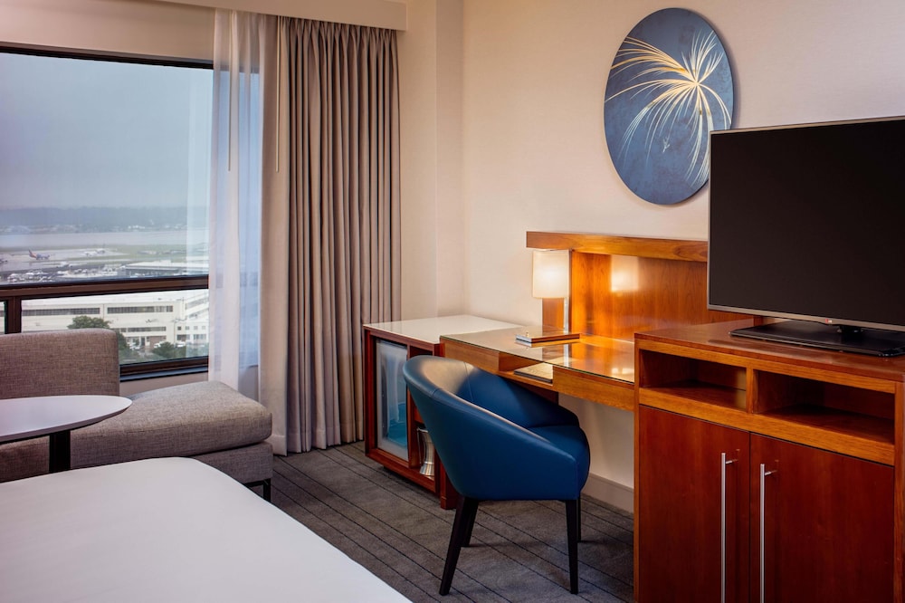 2 Camas Dobles Accesible con Ducha del hotel Hyatt Regency Crystal City at Reagan National Airport. Foto 2