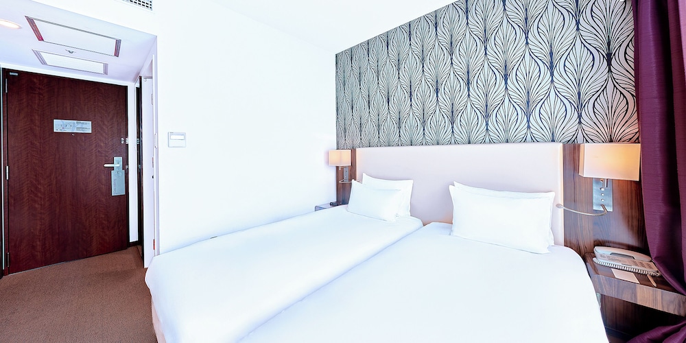 Habitación Gemela Clásica del hotel Mercure Okinawa Naha. Foto 2