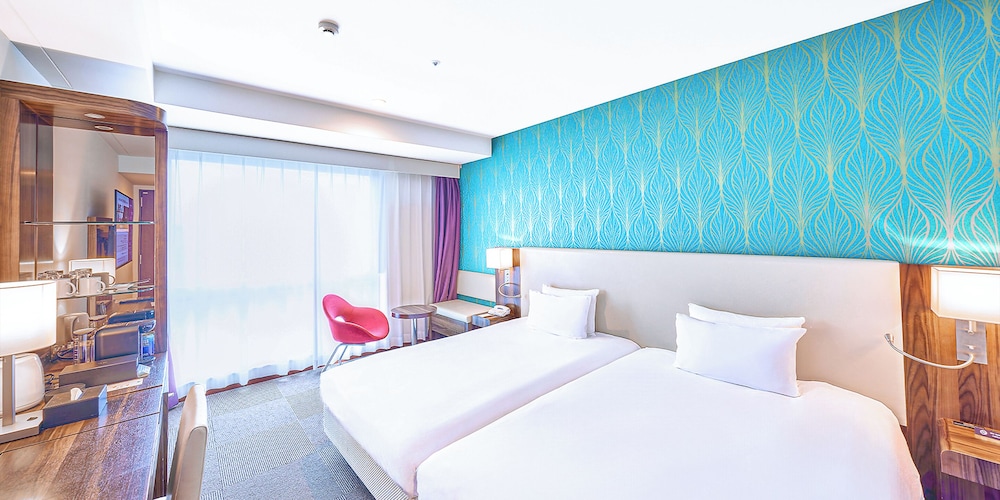 Habitación Gemela Superior del hotel Mercure Okinawa Naha. Foto 1