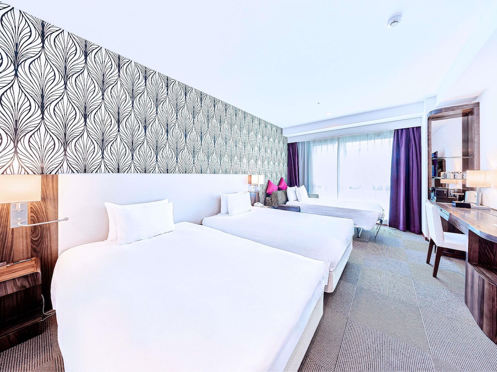 Habitación Triple Superior del hotel Mercure Okinawa Naha. Foto 12
