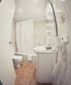 Apartamento 2 habitaciones del hotel Playa Ferrera. Foto 5