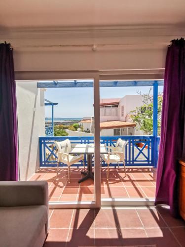 Apartamento Estándar con vistas al mar del hotel Punta Elena Beach THe. Foto 1