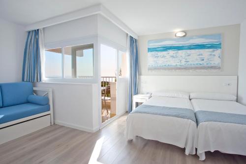 Habitación Familiar con vistas al mar del hotel Hyb Eurocalas Water Park