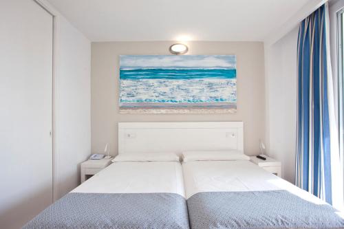 Apartamento Sofá Cama incluido 2 Camas individuales del hotel Hyb Eurocalas Water Park. Foto 1