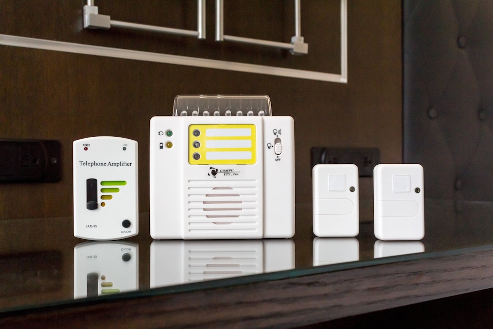 Habitación (Classic Queen with Roll - In Shower) del hotel Archer New York. Foto 2