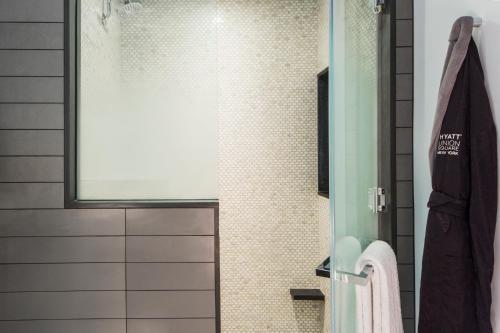 Habitación Doble con terraza - 1 cama doble grande del hotel Hyatt Union Square New York. Foto 1