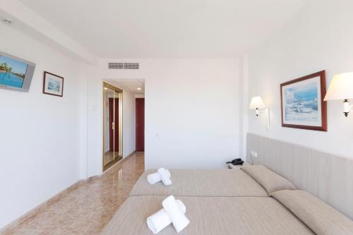 Habitación Doble con vistas al mar del hotel Hsm Canarios Park. Foto 2