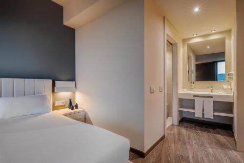 Suite Junior del hotel Sb Plaza Europa. Foto 1