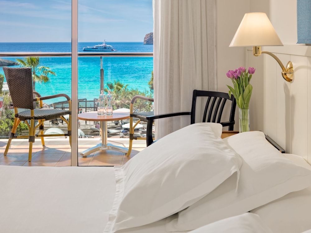 Habitación Superior con vistas al mar del hotel Boutique H10 Blue Mar - Adults Only. Foto 1