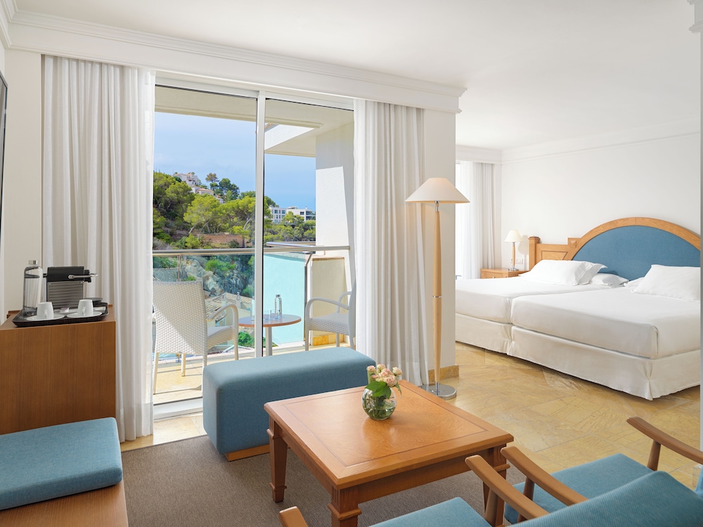 Suite Junior del hotel Boutique H10 Blue Mar - Adults Only. Foto 2