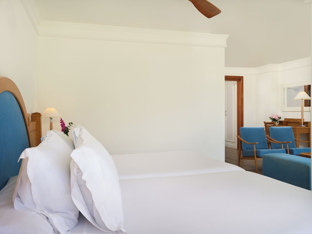Suite Junior del hotel Boutique H10 Blue Mar - Adults Only. Foto 4