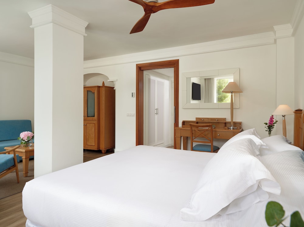 Suite Junior con vistas al mar del hotel Boutique H10 Blue Mar - Adults Only. Foto 7