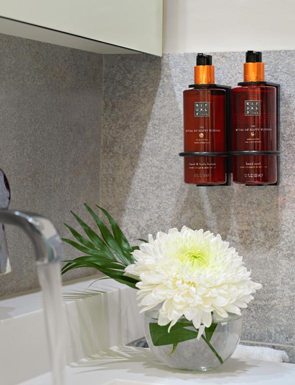 Habitación doble Lujo del hotel H10 Art Gallery