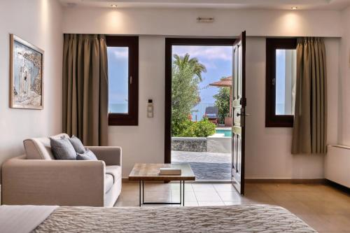 Suite Junior con piscina privada del hotel Splendour Resort. Foto 4
