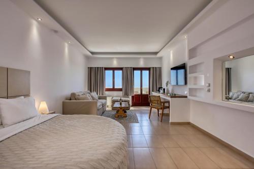Suite Luna de Miel con bañera de hidromasaje al aire libre del hotel Splendour Resort. Foto 7