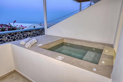 Jacuzzi Cozy Suite del hotel Splendour Resort. Foto 4
