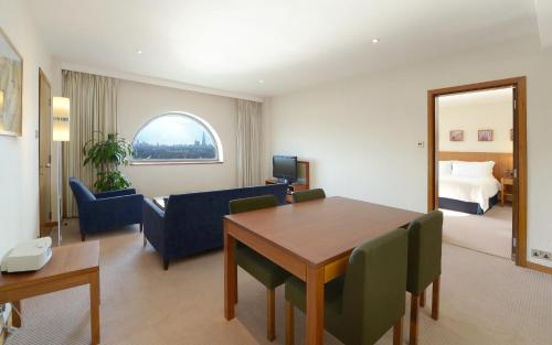 Suite de 1 dormitorio del hotel Canary Riverside Plaza. Foto 2