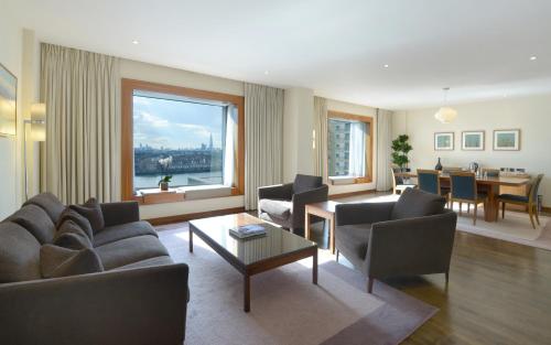 Suite Ático del hotel Canary Riverside Plaza