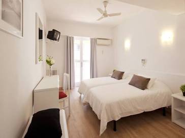 Habitación doble 2 camas del hotel Whala!beach and Apartments. Foto 1