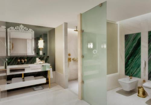 Suite Lujosa con acceso al salón del hotel Cvk Park Bosphorus Istanbul. Foto 1