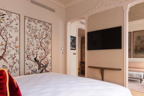 Suite Deluxe del hotel de Montesquieu. Foto 1