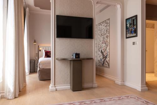 Suite Deluxe del hotel de Montesquieu. Foto 3