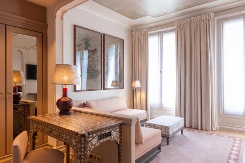 Suite Deluxe del hotel de Montesquieu. Foto 4