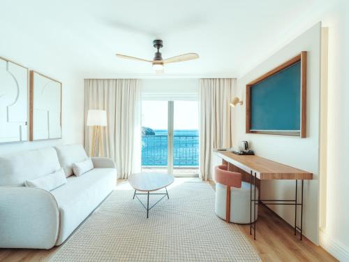 Suite Junior Preferred Club con vistas al mar del hotel Hyatt Ziva Madeira. Foto 4