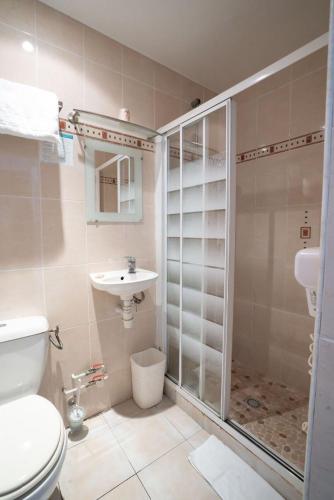 Habitación Individual del hotel Edgar Quinet. Foto 2
