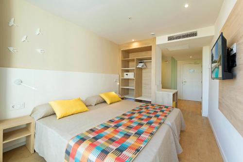 Habitación Doble - 2 camas del hotel Hsm Son Verí. Foto 2