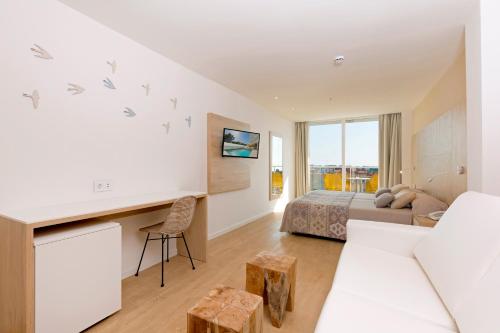 Habitación Doble Deluxe del hotel Hsm Son Verí. Foto 2