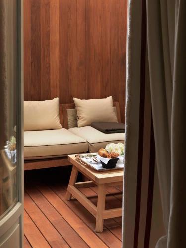 Suite Superior del hotel Marquis Faubourg Saint-Honore Relais & Châteaux. Foto 3