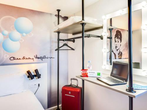 Habitación Doble Estándar del hotel Ibis Styles Paris Saint Denis Plaine. Foto 4