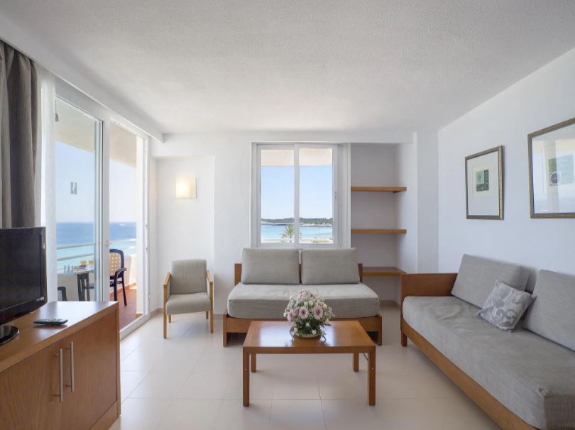 Apartamento de 2 dormitorios vista mar lateral del hotel Hipotels Mercedes