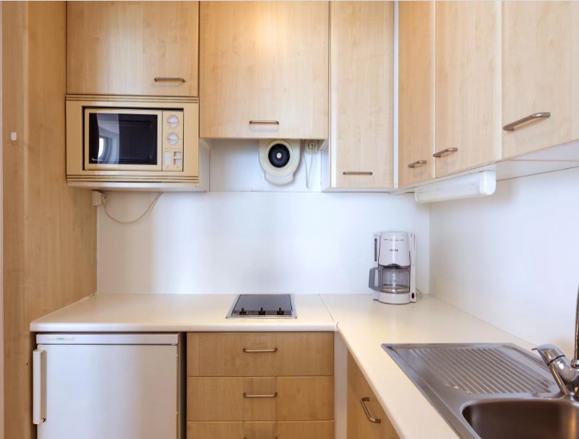 Apartamento de 1 dormitorio vista mar lateral del hotel Hipotels Mercedes. Foto 4